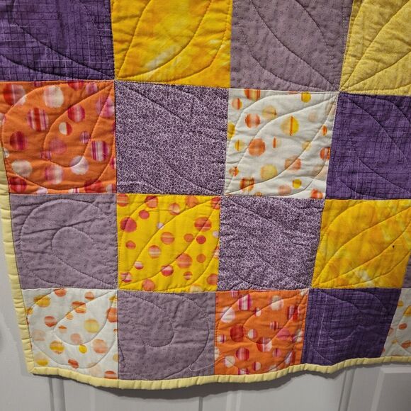 Handmade Patchwork Wall Hanging or Lap Quilt Easter Spring Pastel 35x26 - Picture 3 of 6